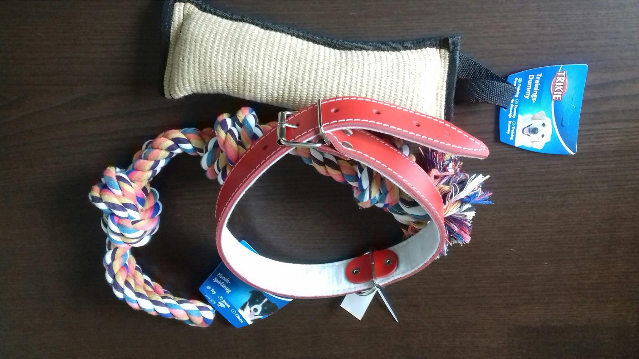 I kolejna niespodzianka - dziękujemy Pani Annie Sidor-Woźniak za cudne prezenty na bazarek: